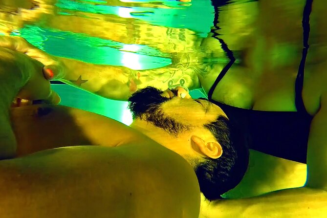 2 Hour Floating Harmony Couples Course - Who will enjoy this most