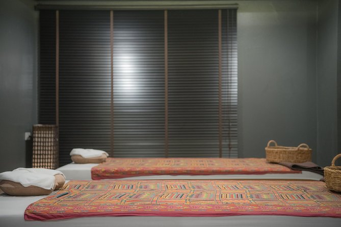 3 Hrs Sweet Couple Honeymoon in The Home - Free Transportation (For 2 Person) - Inside the private treatment room