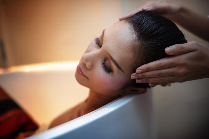 4-Hour Fah Lanna Honeymoon Spa Package for Couples - The private room and health consultation