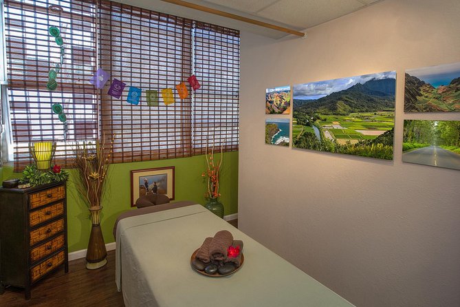 60 Minute Couples Massage - Couples, friends, and family members