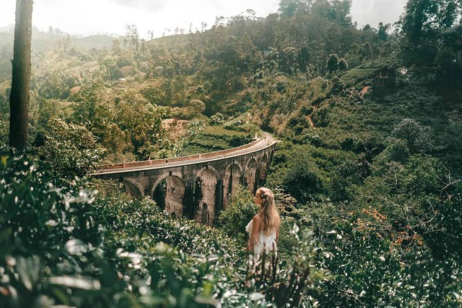 8-Day Romantic Honeymoon Tour - Ella packs three famous sights into one arrival day