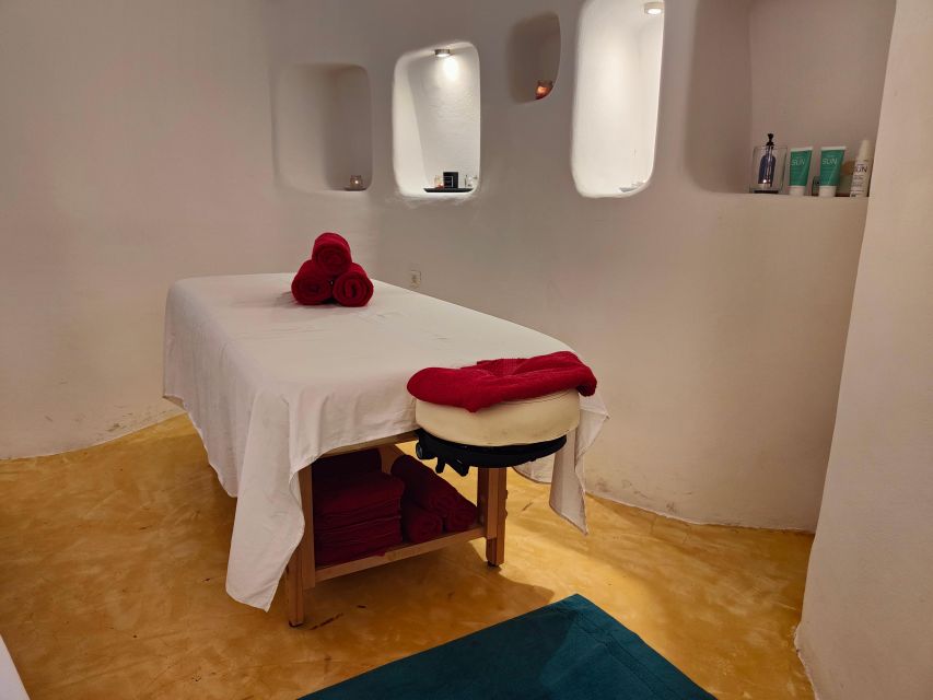 Akrotiri: Aromatherapy Couples Massage - Should you book the Akrotiri couples massage?