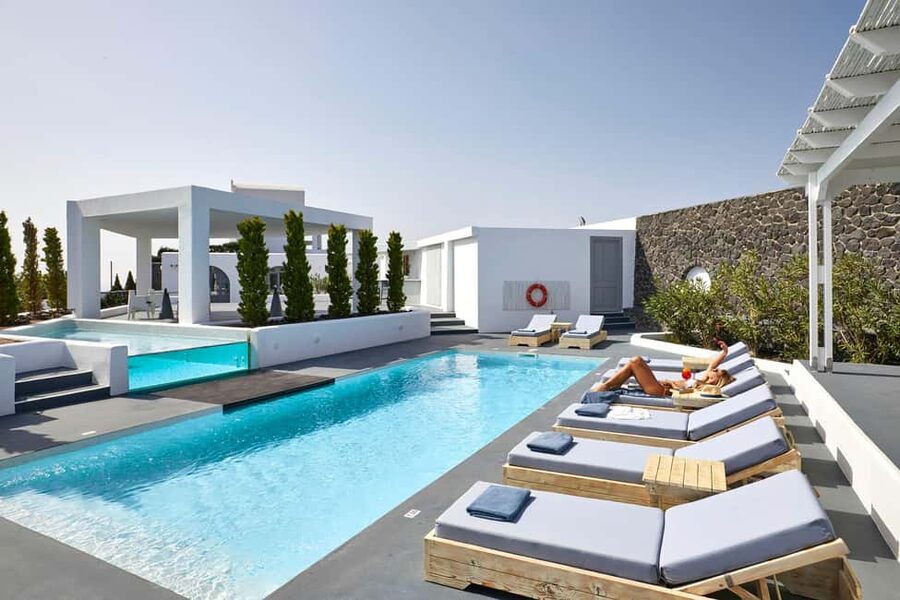 Akrotiri:Departure Day Spa Experience Couples Massage & Pool - Who will enjoy this most