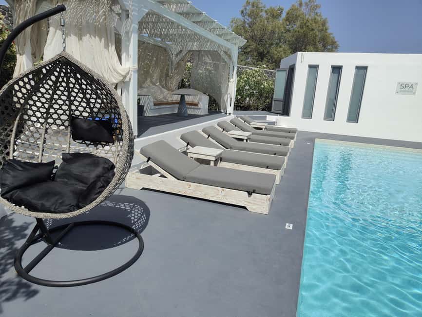 Akrotiri:Departure Day Spa Experience Couples Massage & Pool - Pool access gives you a real half-day option
