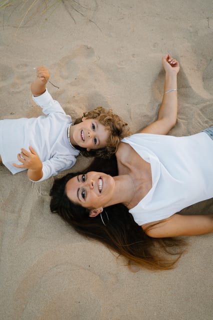 Algarve: 1 hour Couple & Family Photoshoot - What happens during the one-hour session
