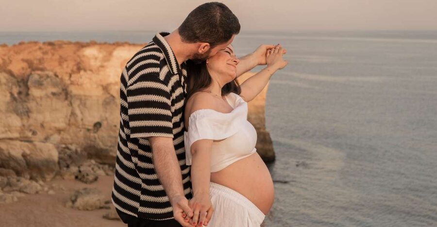 Algarve: Photoshoot for couple, family, portrait - The private group format and the five-person limit