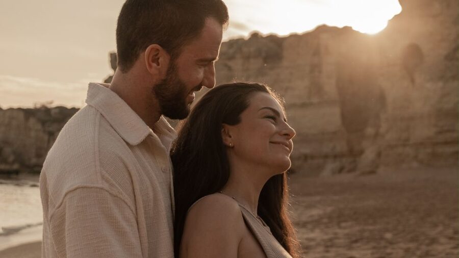Algarve: Photoshoot for couple, family, portrait - Choosing between the south coast, west coast, and mountains