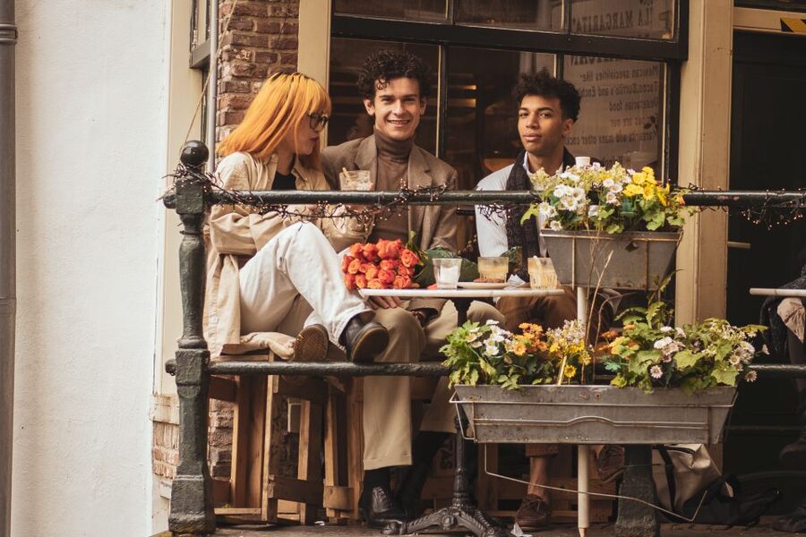 Amsterdam: Private Photoshoot for Couple, Family, or Solo - What the Photographers Add