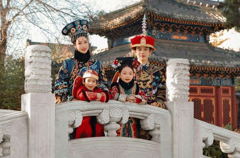 Beijing: Hanfu Experience & Photo Shoot – Family & Couples - Returning the outfit before 6 PM