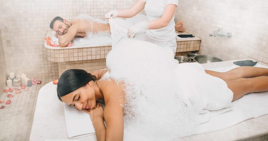 Budapest: Couple Holistic Swedish Massage with Jacuzzi Time - Your private 20-minute bath and jacuzzi time