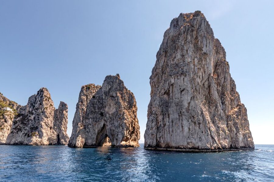 Capri: Private Island Boat Tour for Couples - Swimming, towels, and time in the water