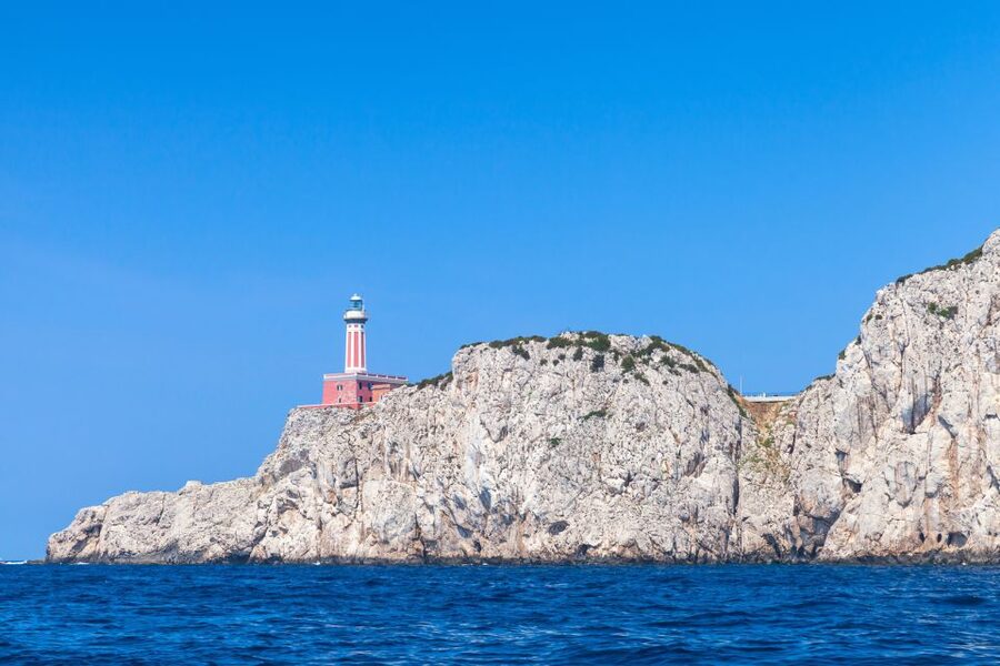 Capri: Private Island Boat Tour for Couples - Captains, stories, and the personal touch