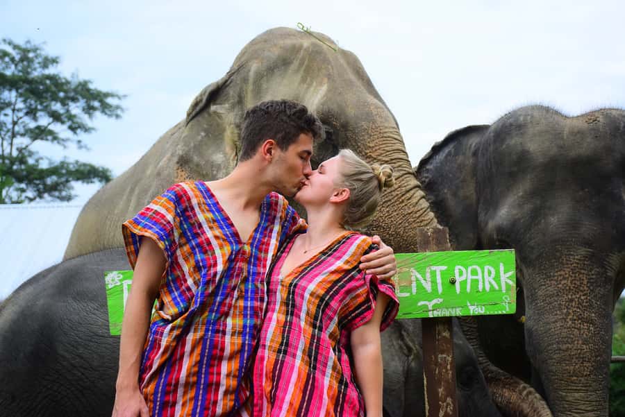 Chiang Mai: Private Elephant Care Experience for Couples - Key points at a glance