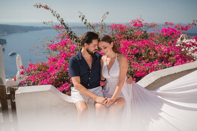 Couple and Family Photoshoot Experiece in Santorini - Who will enjoy this most