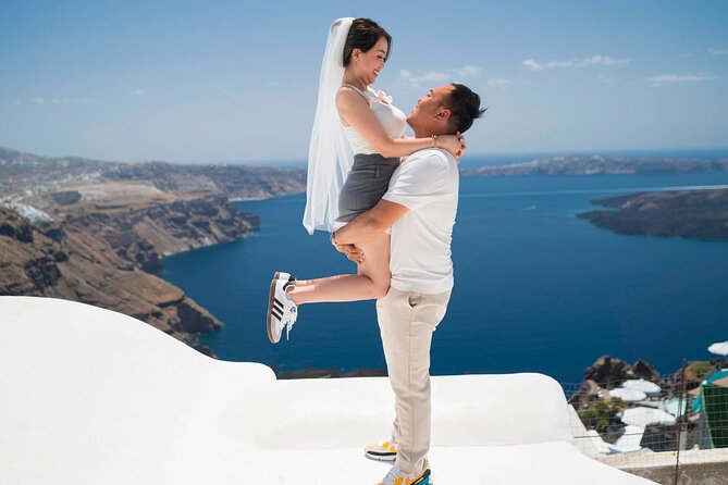 Couple and Family Photoshoot Experiece in Santorini - Should you book this Santorini photoshoot?
