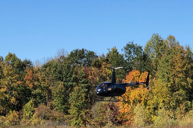 Couple's Private Hudson Valley Fall Foliage Helicopter Tour from Westchester - Why the Hudson Valley looks different from the air