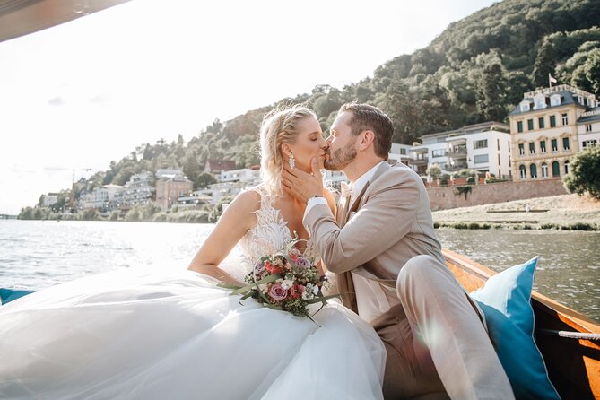 Exclusive private boat trip for couples in Heidelberg - Why the river gives Heidelberg a better first look
