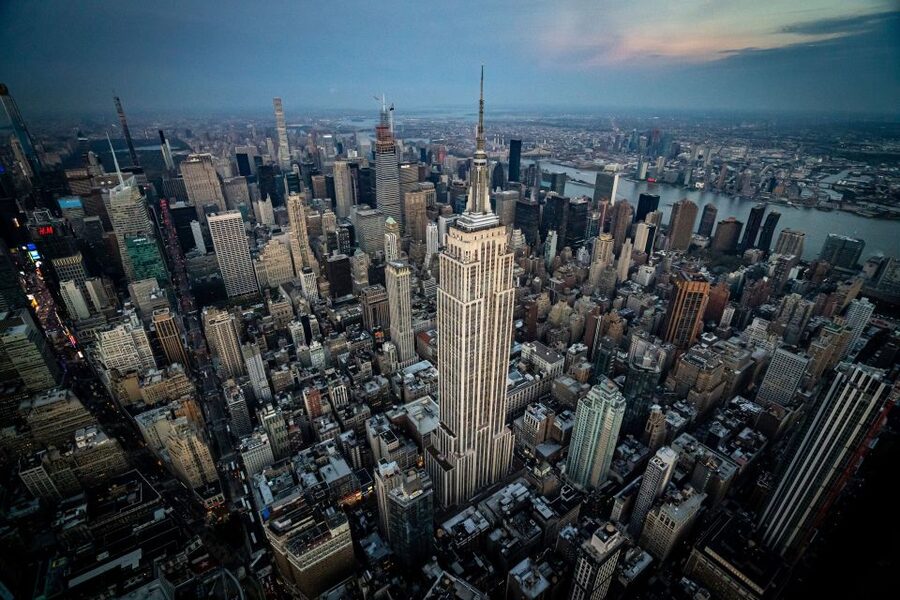From Westchester: NYC Private Helicopter Tour for Couples - The Robinson R44 cabin and private-flight setup