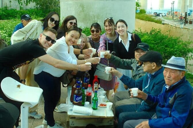 Happy^^ Busan tour for Private Group(Family,couple,friends,alone) - Haeundae, Gwangalli, and the yacht option