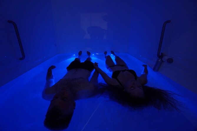Infinity Float Tank Experience for Couples - Why the private couple room matters