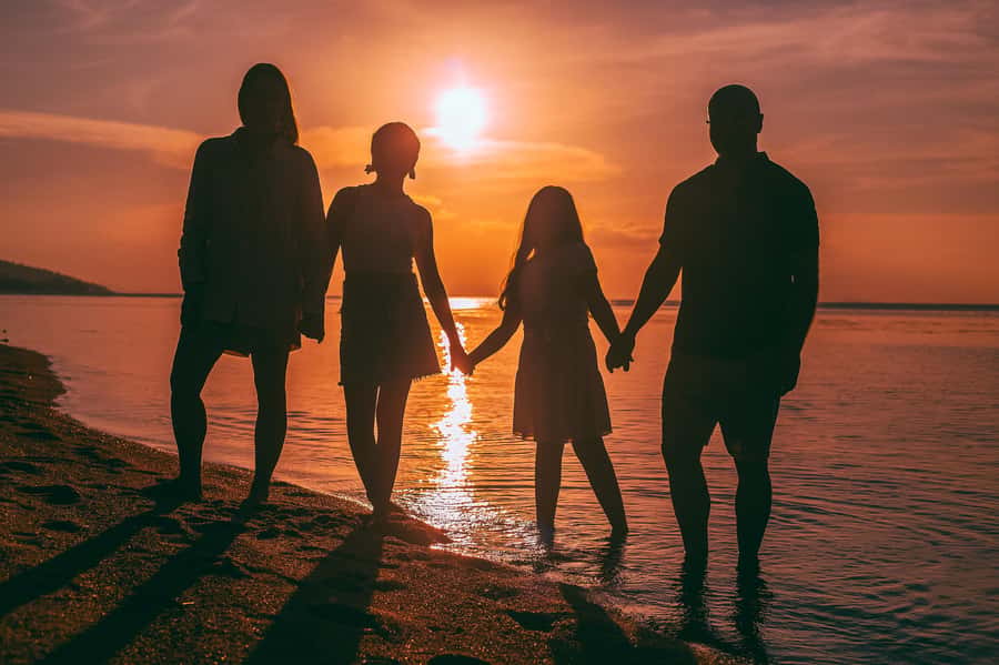 Koh Samui: Private Photoshoot for Couples & Families - What you receive after the photographs are taken