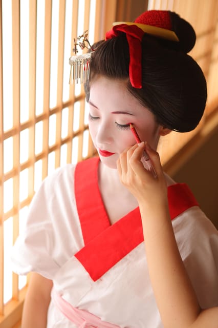 Kyoto kiyomizu Temple : Maiko and Samurai Couple Photoshoot - The optional stroll and what it changes