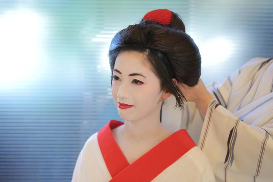 Kyoto kiyomizu Temple : Maiko and Samurai Couple Photoshoot - Posing and the photographer’s role