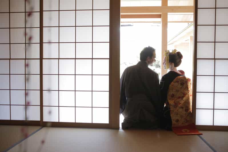 Kyoto kiyomizu Temple : Maiko and Samurai Couple Photoshoot - What you receive after the shoot