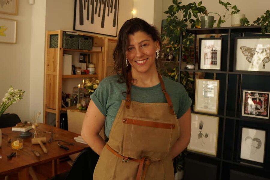 Lisbon: Couples’ Silver Jewelry Workshop with Local Artisans - Learning the tools without prior experience