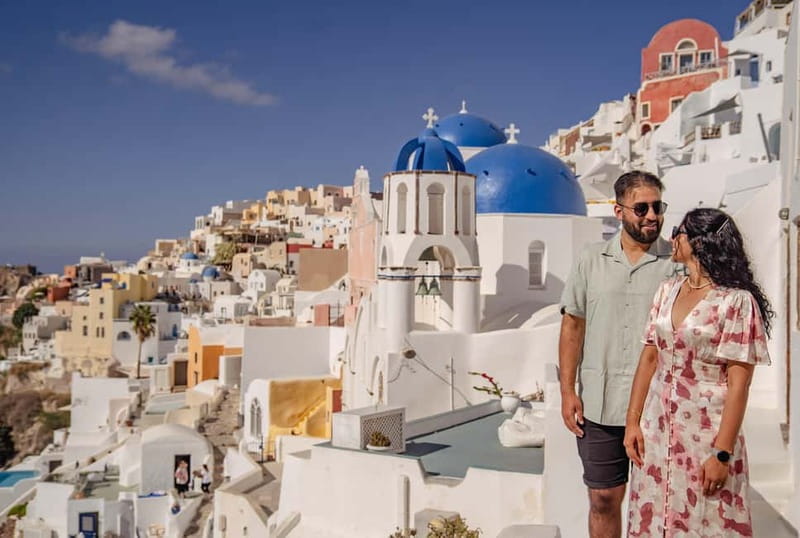 Oia: Couple Photoshoot Seprate Entrance to Blue Dome - Morning timing and crowd control