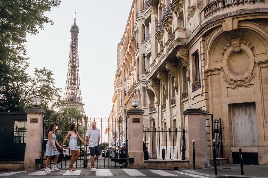 Paris: Private Eiffel Tower Photoshoot for Couples & Family - Walking beside the Seine at Port Debilly