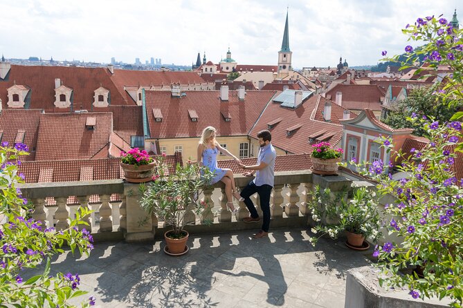 Photo Shoot for couple in Prague - Charles Bridge, the natural opening scene