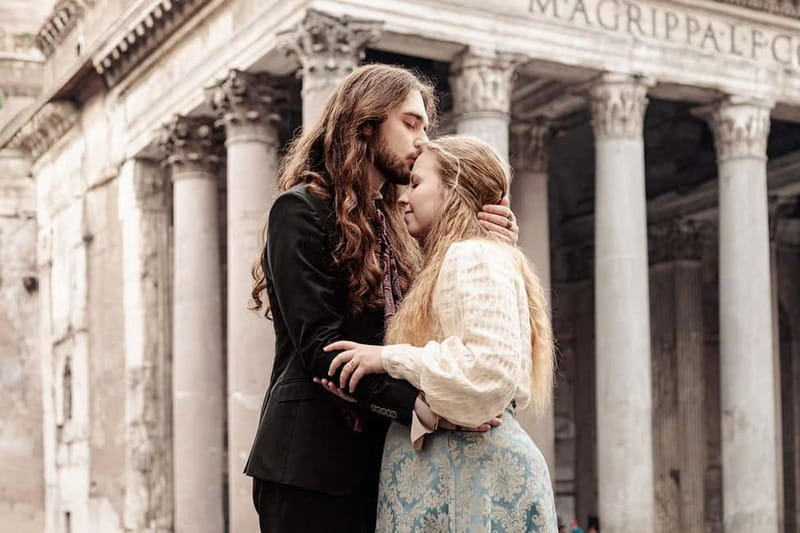Photoshoot in Rome for couples - Trevi Fountain, the Spanish Steps, and the Colosseum