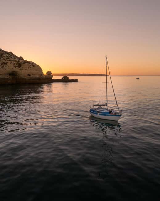 Portimão: Sunset Private Sailing Tour for Couples - Key points to know before booking