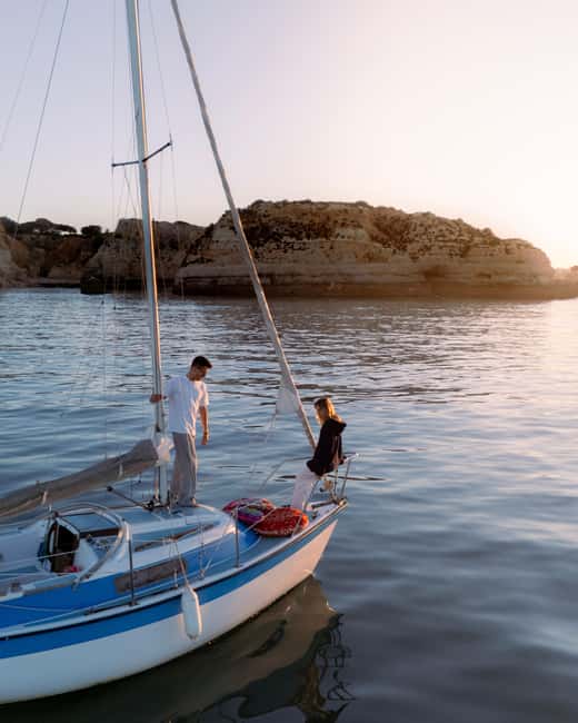Portimão: Sunset Private Sailing Tour for Couples - Cruising past Ferragudo Castle and the first cliffs