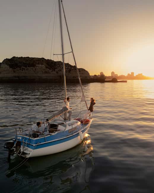 Portimão: Sunset Private Sailing Tour for Couples - Setting off from Ferragudo by taxi ferry