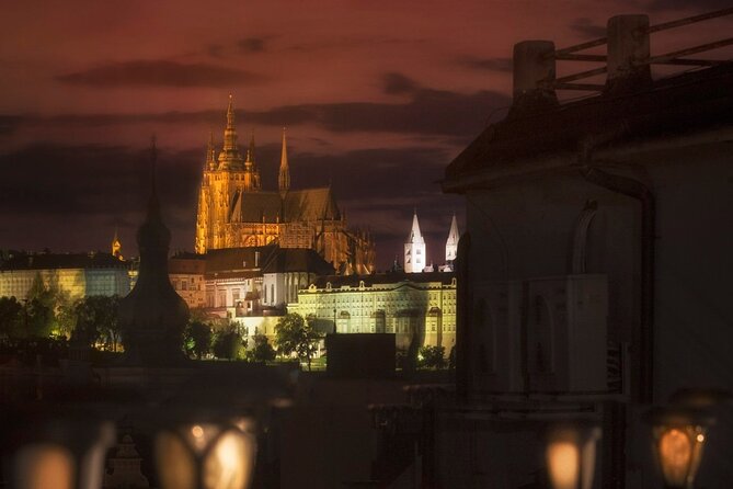 Prague Photoshoot for Couples, Betrothed, Family & Friends - The makeup and styling session