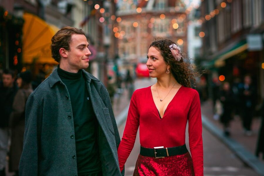 Premium Romantic Photoshoot Experience for Couples - The bridges and canals are more than a backdrop