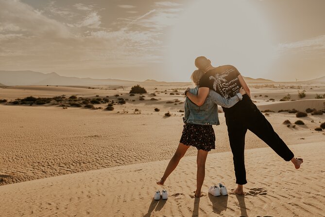 Private couple shooting - Corralejo Fuerteventura - Hotel pickup can make the short tour easier