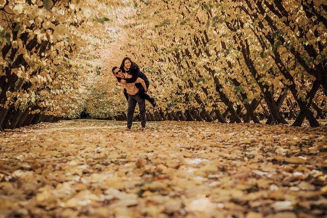 Private Couples Photo Shoot in Queenstown - What you receive for $732.28 per couple