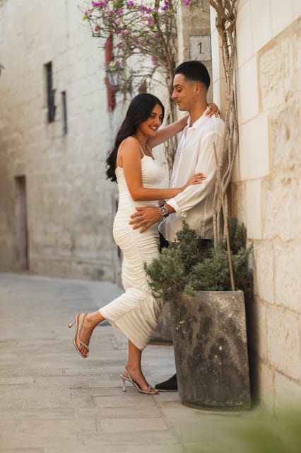 Private Couples Photoshoot in Malta - Who should book this experience