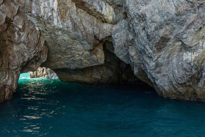 Private Island of Capri Boat Tour for Couples - Key points to know before you book