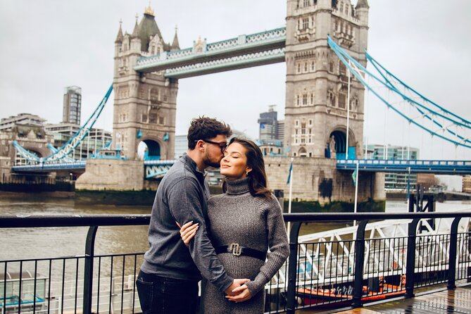 Private landmarks photoshoot for families and couples - Is $166.67 good value for a private London session?