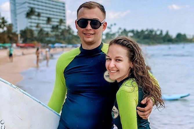PRIVATE Surf lesson for Beginners Couple - Instructors with different teaching strengths