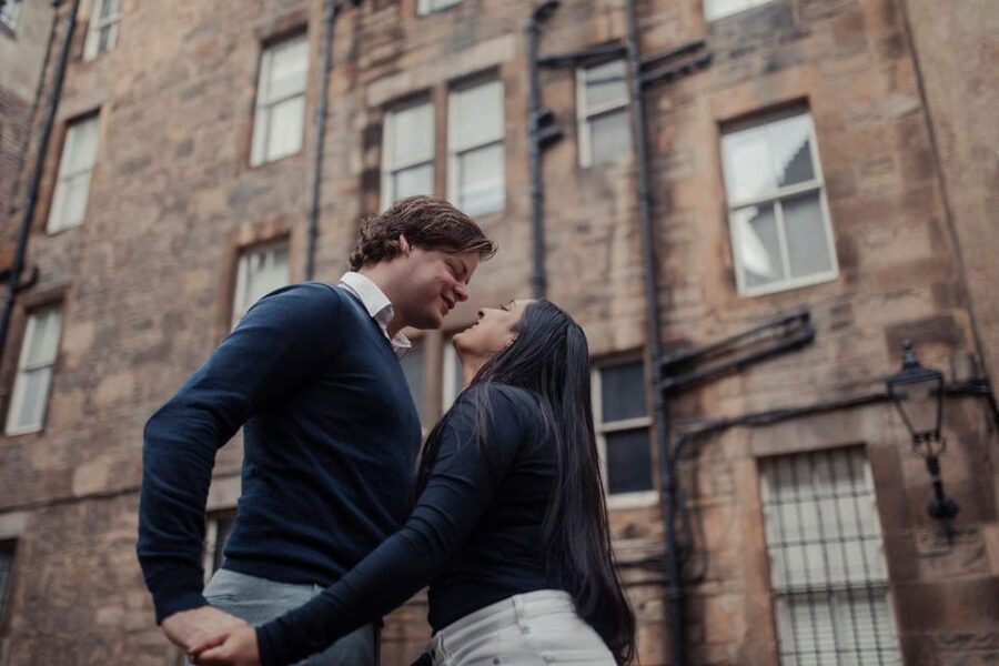 Romantic Photoshoot Experience for Couples in Edinburgh - Digital Photos Within 48 Hours
