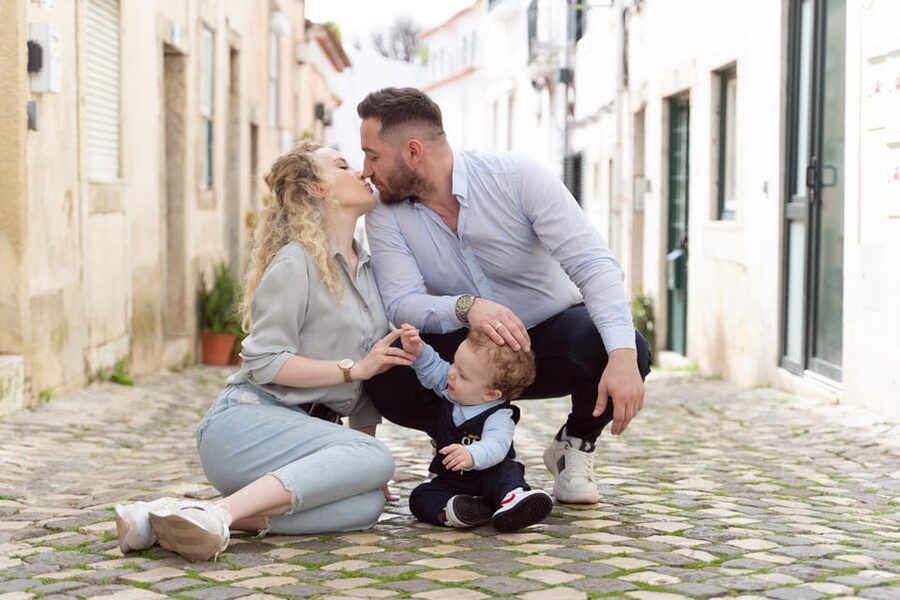 Romantic Photoshoot Experience for Couples in Lisbon - Key points to know before booking