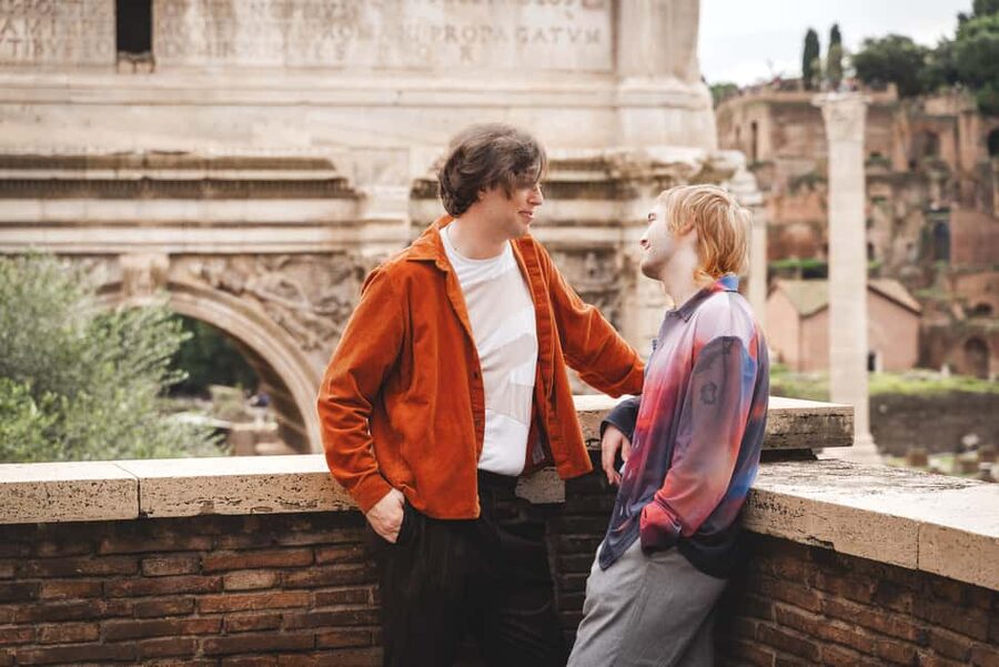 Rome: Couple Photoshoot Experience LGBTQ+ Friendly - Choosing the right Roman setting