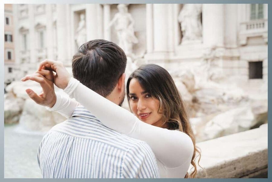 Rome: Couple Photoshoot – Iconic & Romantic - Booking details worth handling early