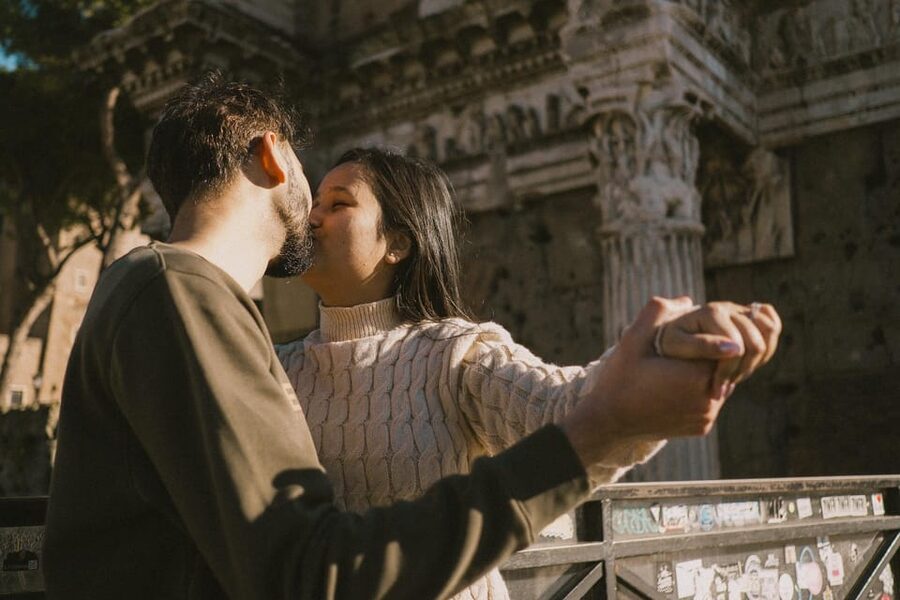 Rome: Personalized Private Couple Photoshoot Experience - Who should book this experience