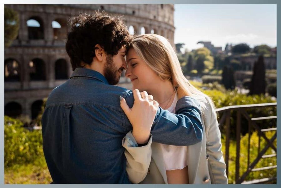 Rome: Romantic Couple Photoshoot Experience at the Colosseum - What is not included
